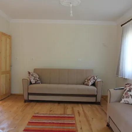 Panzió Guelsuem Hanim Evleri Orhaniye