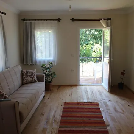 Guelsuem Hanim Evleri