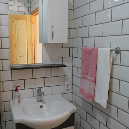 Guelsuem Hanim Evleri