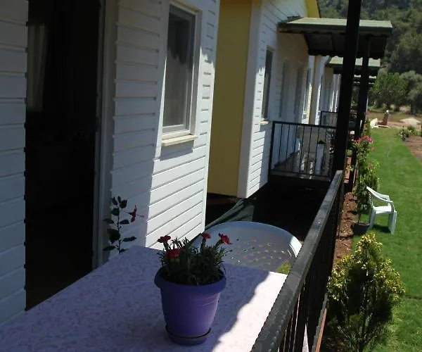 فندق مبيت وإفطار Guelsuem Hanim Evleri Orhaniye (Marmaris)