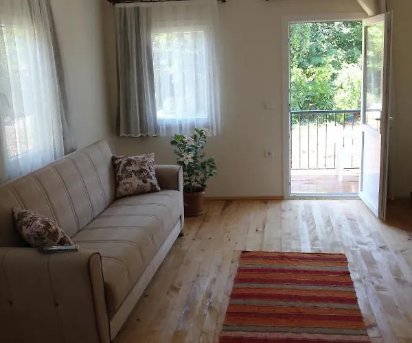 Guelsuem Hanim Evleri فندق مبيت وإفطار